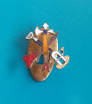 Insignias Guardia Civil y Legión Española