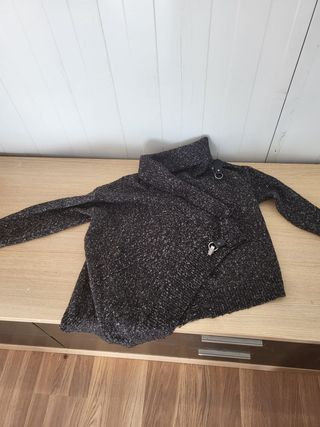 Chaqueta lana cuello alto