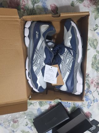 Scarpe sportive ASICS blu e grigie