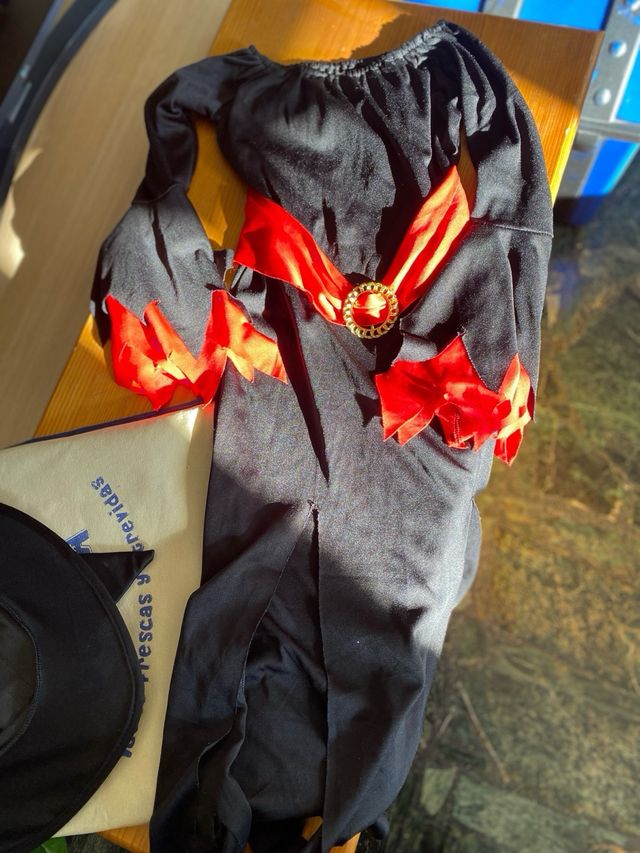 Disfraz Bruja Niña Tallas 7-9 Años