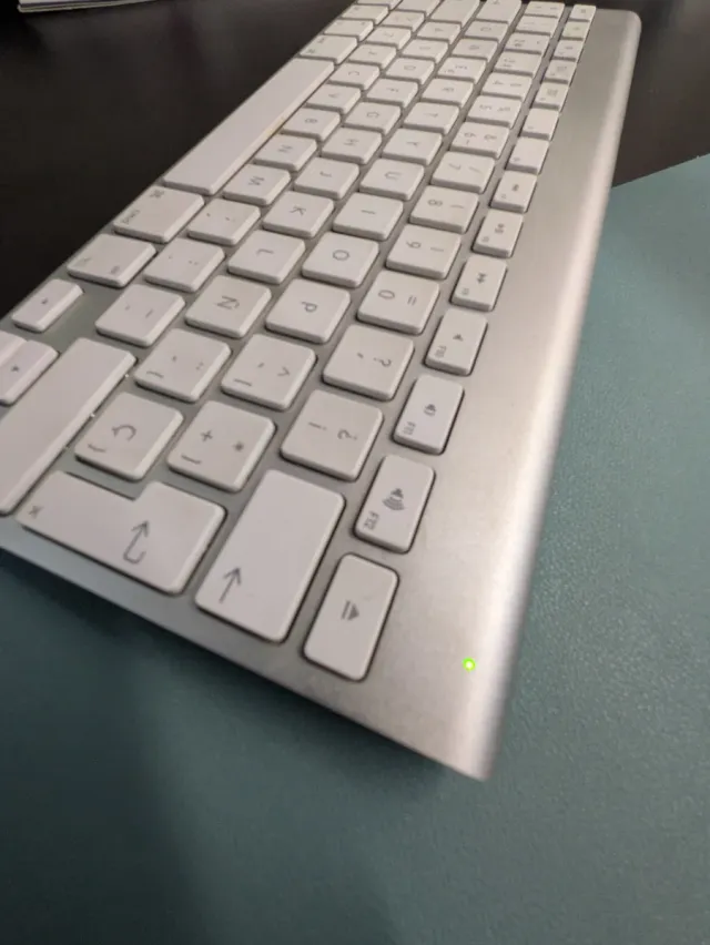 Teclado Apple Magic Keyboard Plata