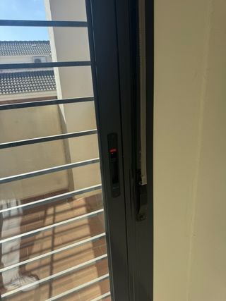Cierre / puerta / ventana de aluminio con persiana