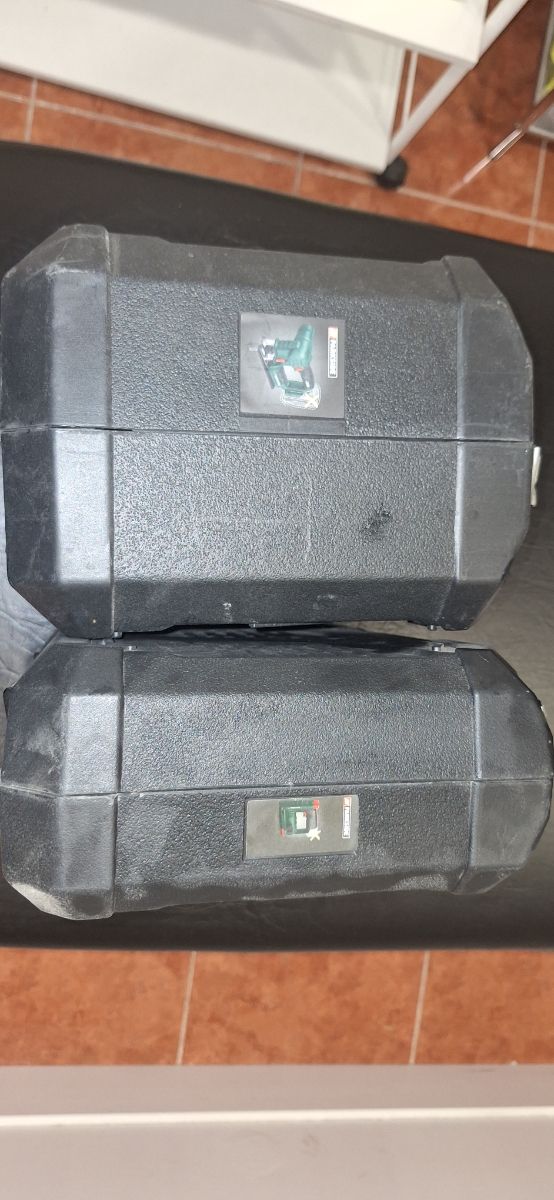 2 Maletines para Ruben