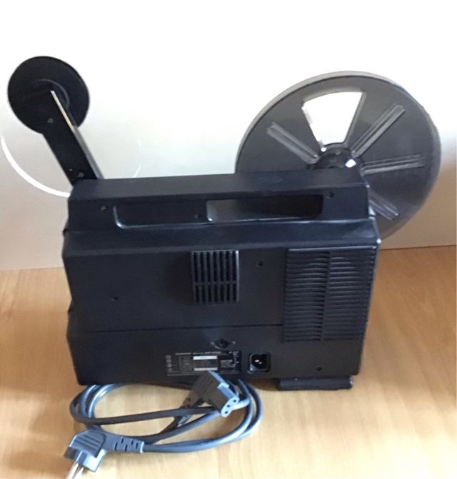 Proyector Super 8 Chinon SP330