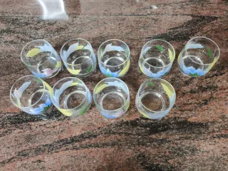 9 Vasos de cristal decorados con flores