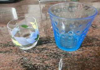 9 Vasos de cristal decorados con flores