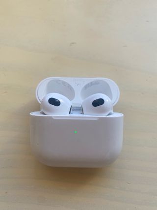 Airpods 3 Apple Blancos Casi Nuevos