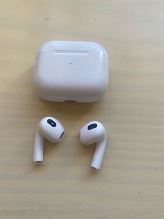 Airpods 3 Apple Blancos Casi Nuevos