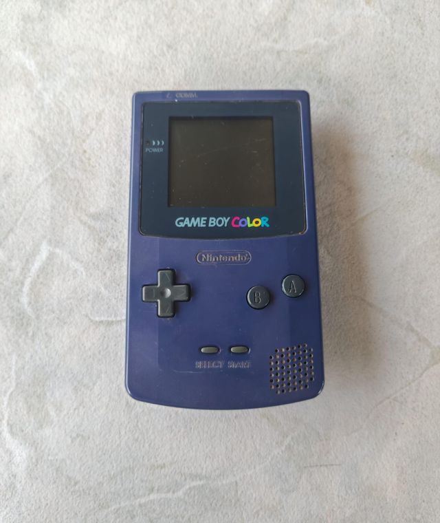 Nintendo Game Boy Color CGB-001 Morado