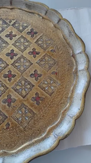 Vassoio barocco fiorentino in legno