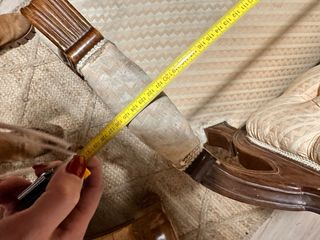 Sofá antiguo 3 plazas madera y ocre