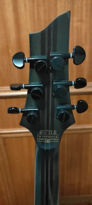 Guitarra Schecter C-1 SLS Evil Twin