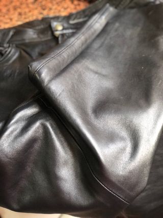 Pantalones de cuero negros
