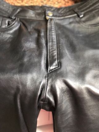 Pantalones de cuero negros