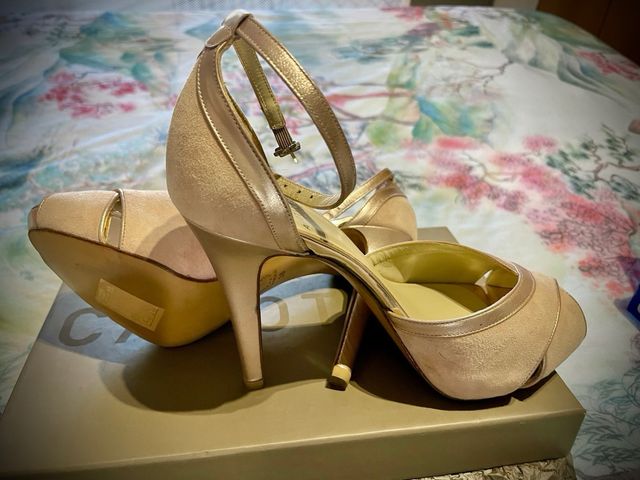 Zapatos de gala rosa palo y oro talla 38