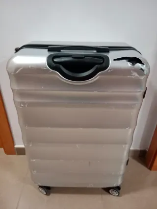 Maleta 4 ruedas nueva marca MISAKO