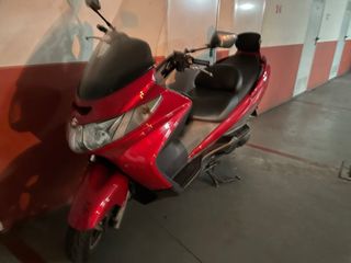 Suzuki Burgman 250 cc