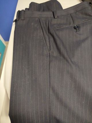 Traje de chaqueta rayas azul.