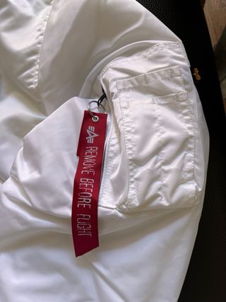 Chaqueta Bomber Alpha Industries CWU 45 Blanca