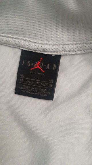 Conjunto Jordan Chaqueta y Pantalón Gris