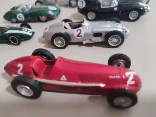 Coches clásicos escala 1/43