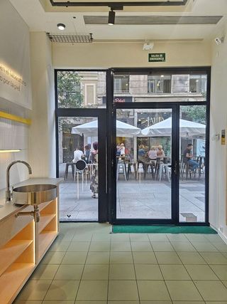 Local comercial en alquiler en Centro - Ayuntamiento en Santander