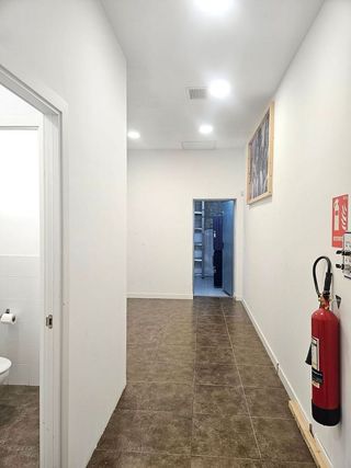 Local comercial en alquiler en Centro - Ayuntamiento en Santander