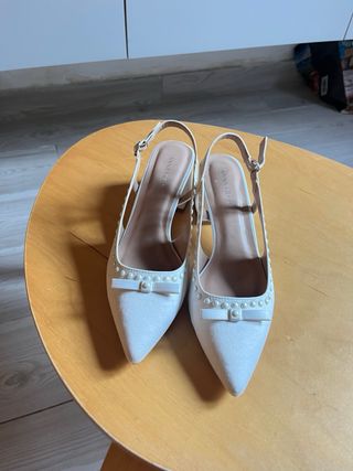 Zapatos de Novia Blancos con Perlas