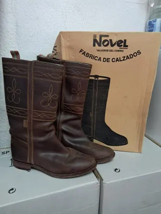 Botas camperas Novel hombre marrones