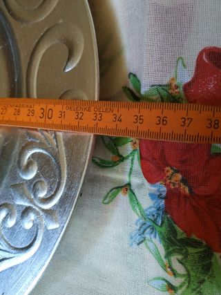 Centrotavola e tovaglia natalizia