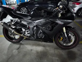 Yamaha YZF R6R 2009