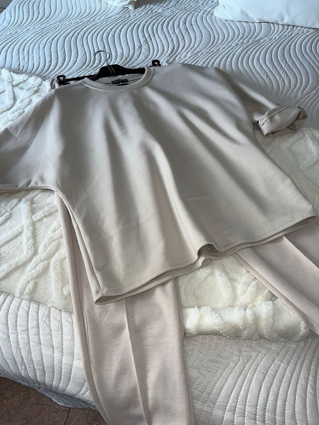 Conjunto TikTok Beige