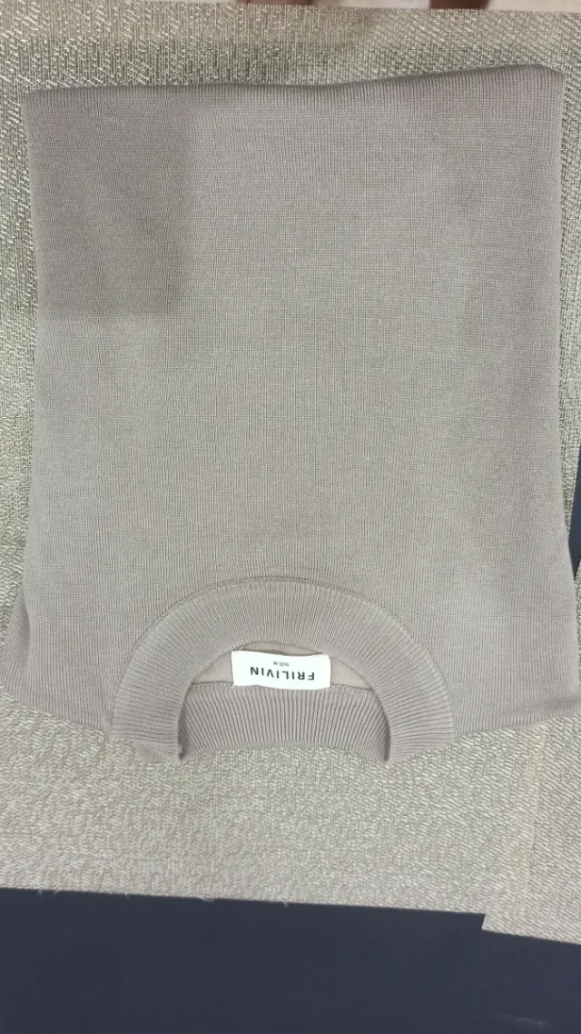 Camiseta Frilivin Beige