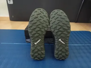 Botas Trekking Mammut Talla 43 con poco uso.