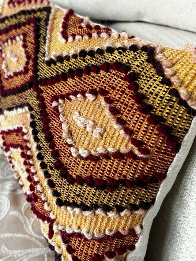 Coppia Cuscini Lana Disegno Geometrico