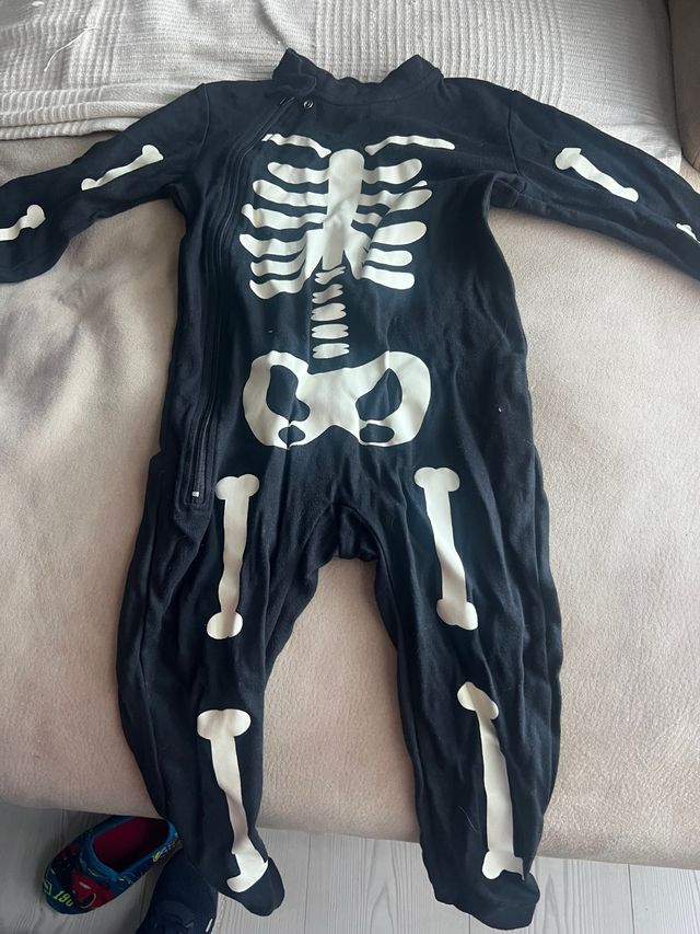 Disfraz esqueleto niño 2-3 años ( corte ingles)