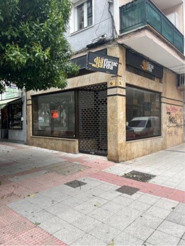 Local comercial en alquiler