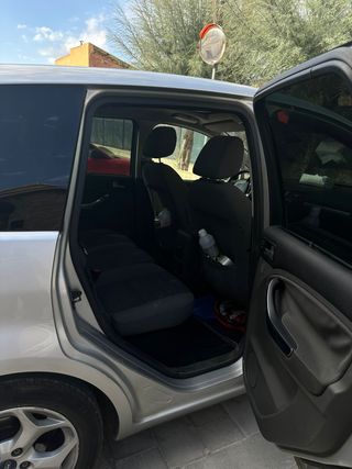 Ford C-MAX 2010