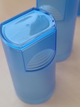 Due bicchieri di plastica Design Grazia Fiocco