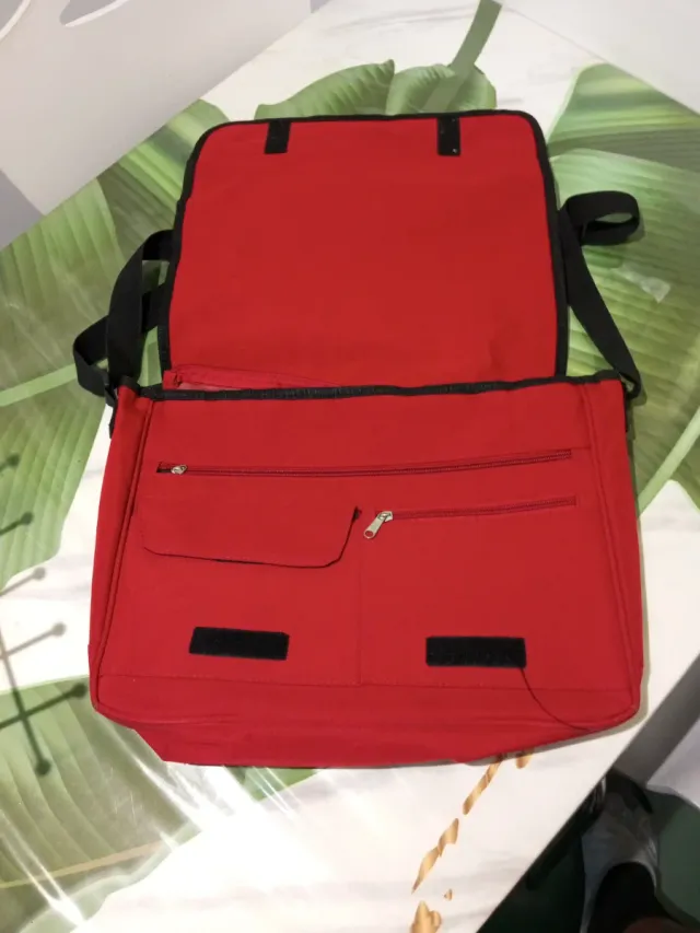 Bolso Cartera Roja para Portátil/Documentos.