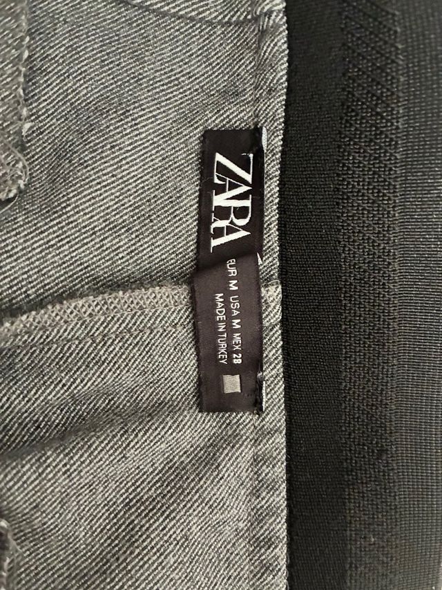 Pantalón Zara Gris
