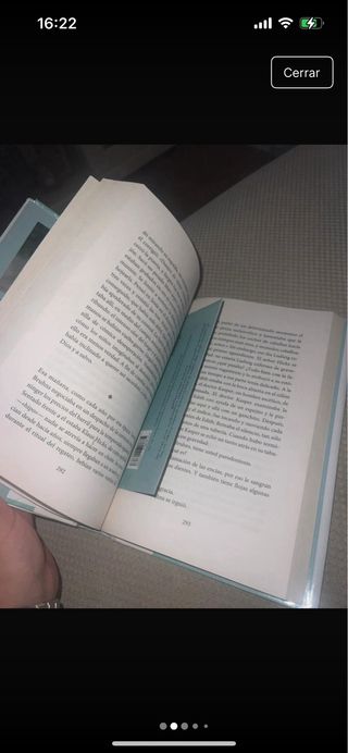 La Casa de los Espíritus (Spanish Edition)