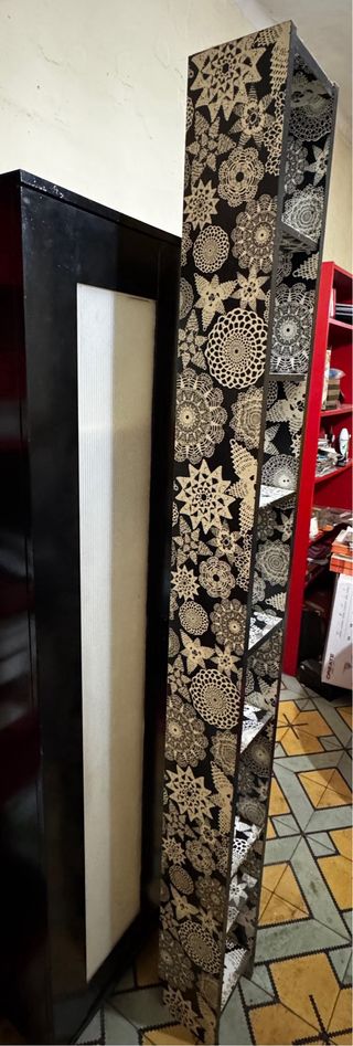 Estantería Ikea para CDS y DVDs