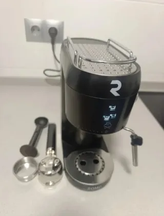 Cafetera Espresso Romo 1400W RO-CME1400