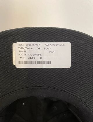 Gorra Bones Negra con Parche de Cuero