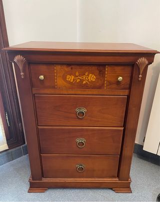 Cómoda con Espejo + dos mesillas Urge