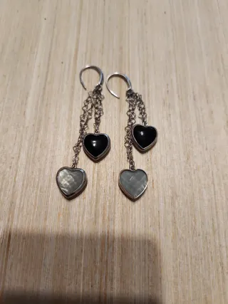 Orecchini in argento pendenti cuori