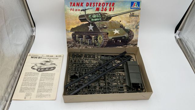 ITA250 Italeri M36 B1 Tank Destroyer 1/35