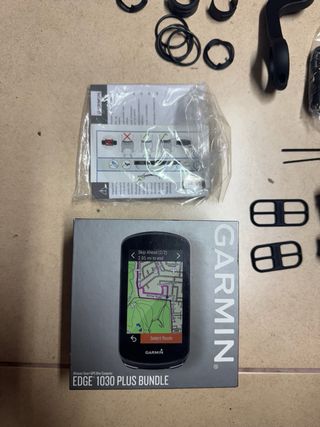 Garmin Edge 1030 Plus Bundle