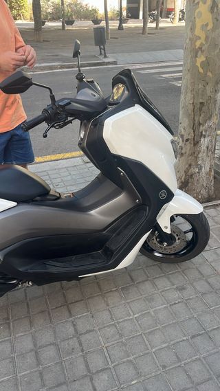 Yamaha NMAX 125cc 2022 - 13.000 km